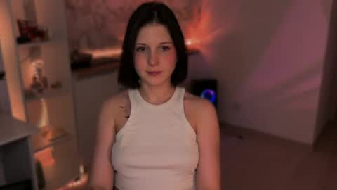 Snapshot of mirrameow chatting on June 28, 10:05 pm Mira online show from June 28, 10:05 pm