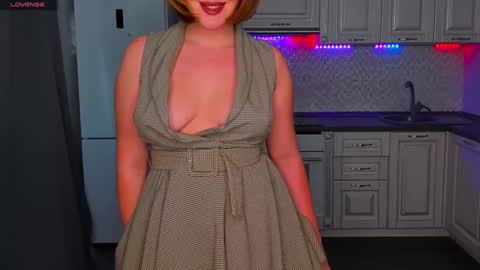 Shelley online show from December 6, 7:21 am