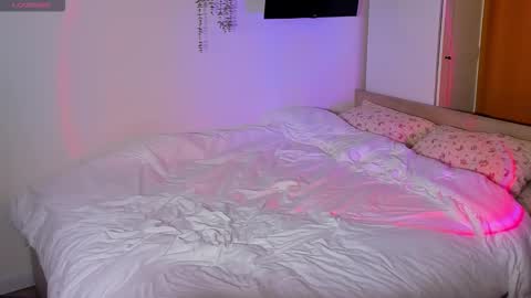 Shelley online show from September 17, 5:53 am