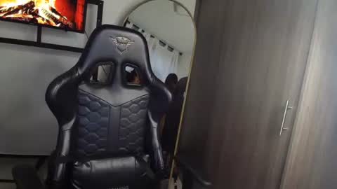 Snapshot of mis_iyasha chatting on November 10, 10:42 pm IYASHA online show from November 10, 10:42 pm