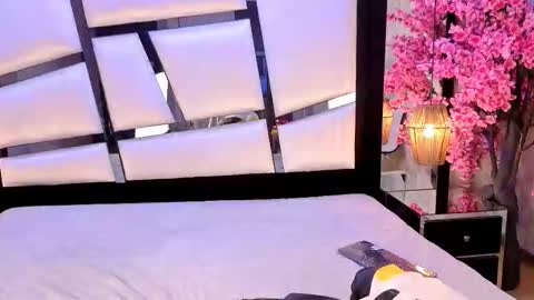 Snapshot of misakiseis chatting on March 8, 1:26 pm online show from March 8, 1:26 pm