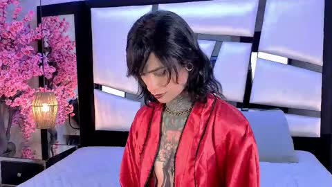 Snapshot of misakiseis chatting on March 10, 1:05 pm online show from March 10, 1:05 pm