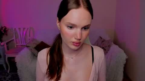 Snapshot of mish_ka3 chatting on May 13, 4:37 pm Misha online show from May 13, 4:37 pm