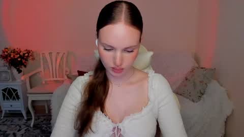 Snapshot of mish_ka3 chatting on June 4, 3:18 pm Misha online show from June 4, 3:18 pm