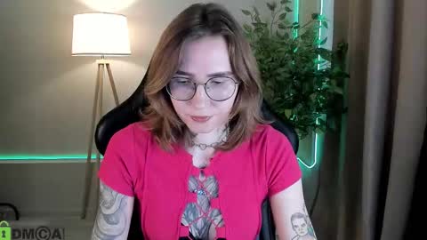 Snapshot of misha_moss chatting on March 23, 8:07 am Misha online show from March 23, 8:07 am