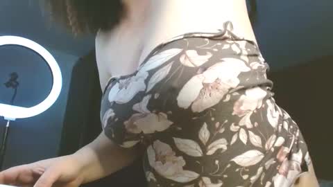 Snapshot of mishakiss34 chatting on November 19, 3:23 pm Misha online show from November 19, 3:23 pm