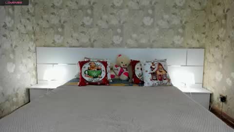 Snapshot of mishapallmer chatting on December 15, 6:39 am mishapallmer online show from December 15, 6:39 am