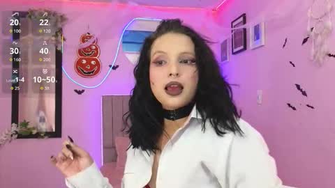 Snapshot of misofialeal chatting on October 22, 6:51 pm misofialeal online show from October 22, 6:51 pm