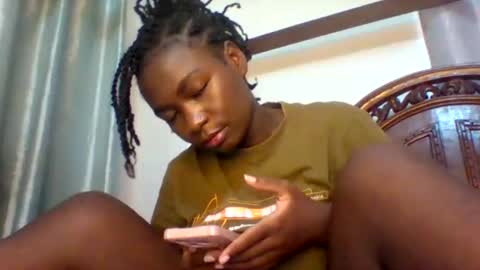 Snapshot of miss440_sunday chatting on December 20, 12:16 pm miss440 online show from December 20, 12:16 pm