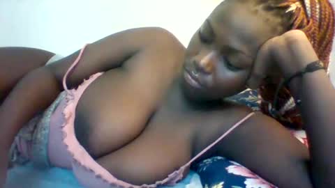 Snapshot of miss440_sunday chatting on October 17, 3:03 pm miss440 online show from October 17, 3:03 pm