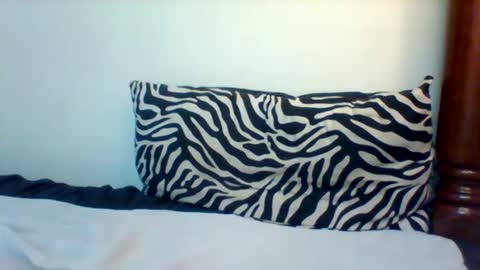 Snapshot of miss440_sunday chatting on November 8, 4:18 pm miss440 online show from November 8, 4:18 pm