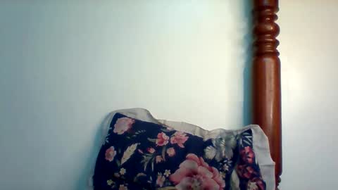 Snapshot of miss440_sunday chatting on December 3, 1:57 am miss440 online show from December 3, 1:57 am