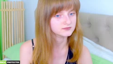 Alisa NONNUDE online show from April 18, 7:58 pm