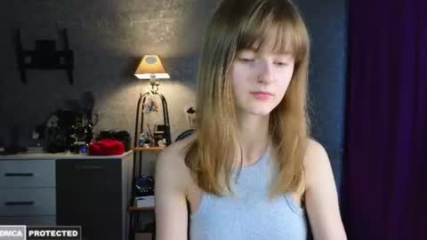 Snapshot of miss___alisa chatting on June 21, 5:48 pm Alisa NONNUDE online show from June 21, 5:48 pm