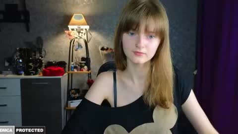 Snapshot of miss___alisa chatting on June 28, 6:47 pm Alisa NONNUDE online show from June 28, 6:47 pm