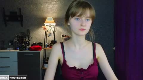 Snapshot of miss___alisa chatting on June 30, 6:31 pm Alisa NONNUDE online show from June 30, 6:31 pm