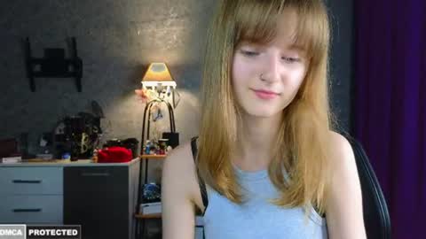 Snapshot of miss___alisa chatting on July 4, 6:03 pm Alisa NONNUDE online show from July 4, 6:03 pm