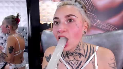 miss___angel online show from February 20, 7:41 pm