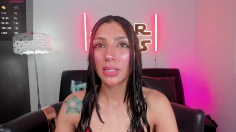 Snapshot of miss___evangeline chatting on April 25, 2:47 am Evangeline online show from April 25, 2:47 am