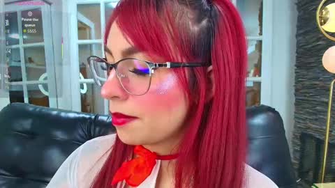 Snapshot of miss__abigail chatting on November 25, 10:59 am Abigail online show from November 25, 10:59 am