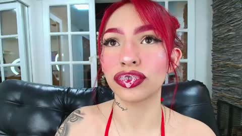 Snapshot of miss__abigail chatting on December 3, 2:30 am Abigail online show from December 3, 2:30 am