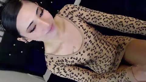 Snapshot of miss__marga69 chatting on June 12, 4:22 am Marga online show from June 12, 4:22 am