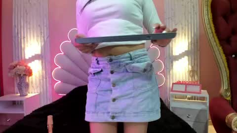 Snapshot of miss__star_ chatting on May 9, 2:33 pm miss__star_ online show from May 9, 2:33 pm
