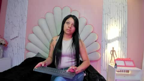 Snapshot of miss__star_ chatting on May 26, 3:08 pm miss__star_ online show from May 26, 3:08 pm