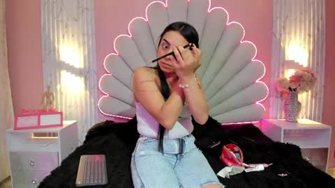 Snapshot of miss__star_ chatting on June 11, 1:09 pm miss__star_ online show from June 11, 1:09 pm