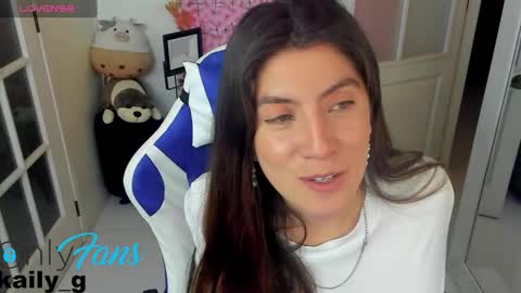 miss_adams01 online show from December 20, 4:09 am