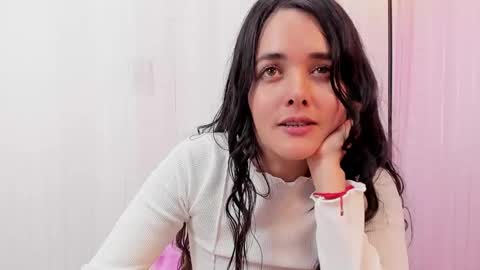    online show from January 5, 4:48 pm