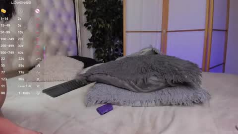 Snapshot of miss_alice_jones chatting on July 12, 7:43 am ALICE online show from July 12, 7:43 am