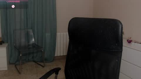 Snapshot of miss_angela3 chatting on July 1, 12:18 pm Angela online show from July 1, 12:18 pm