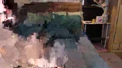 Snapshot of miss_angelic15 chatting on May 19, 3:13 am miss angelic15 online show from May 19, 3:13 am