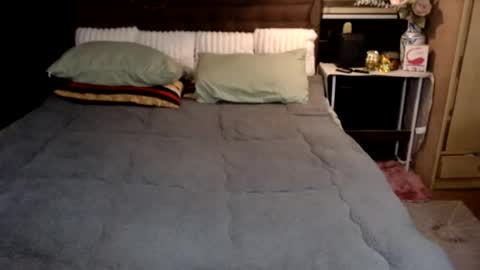 Snapshot of miss_angelic15 chatting on July 13, 11:46 am miss angelic15 online show from July 13, 11:46 am