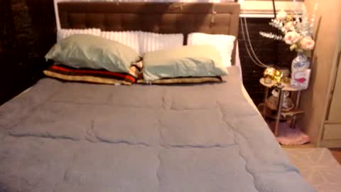 Snapshot of miss_angelic15 chatting on July 18, 12:59 am miss angelic15 online show from July 18, 12:59 am