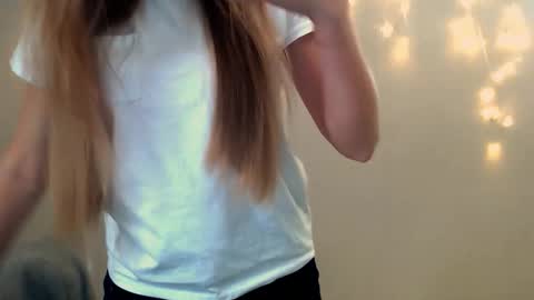 Angelina online show from November 27, 7:10 am