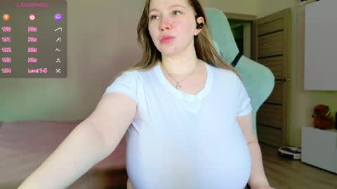 Snapshot of miss_anna909 chatting on June 2, 6:59 am Anna online show from June 2, 6:59 am