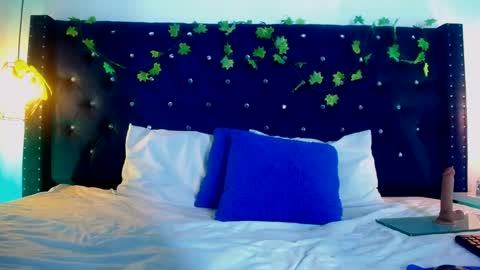 miss_ariss online show from February 3, 6:22 am