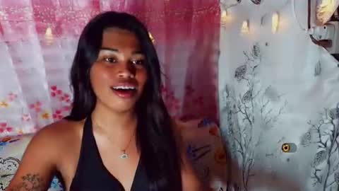 Snapshot of miss_bellah chatting on May 29, 2:37 pm Bellah online show from May 29, 2:37 pm