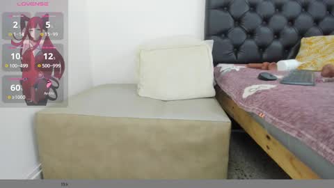 Snapshot of miss_big_ass21 chatting on February 17, 1:25 am miss_big_ass21 online show from February 17, 1:25 am