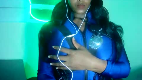 Snapshot of miss_blorps chatting on April 16, 4:52 pm spicey online show from April 16, 4:52 pm