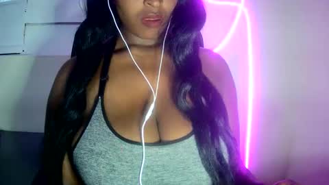 Snapshot of miss_blorps chatting on April 27, 10:52 pm spicey online show from April 27, 10:52 pm