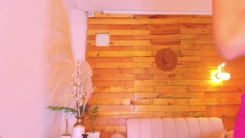 Camila online show from November 8, 2:45 am