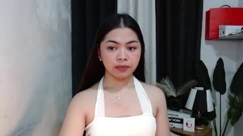 Briella online show from May 18, 1:39 pm