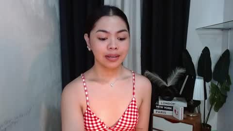 Briella online show from June 8, 9:53 am