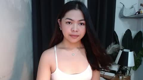 Briella online show from June 18, 5:39 pm