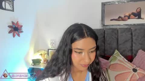 lucy 3 online show from April 29, 1:53 am