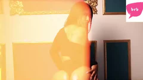 Snapshot of miss_brunette_ chatting on June 17, 1:19 am lucy 3 online show from June 17, 1:19 am