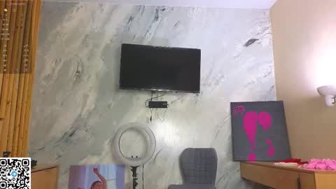 Sandy online show from November 22, 12:42 am